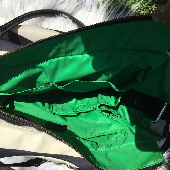 Kate Spade Large Travel Bag - Picture 3 of 9